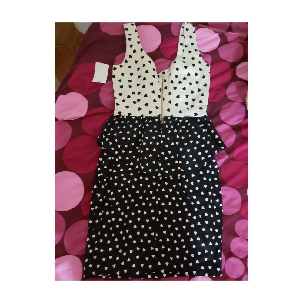 Dress - Picture 3 of 4
